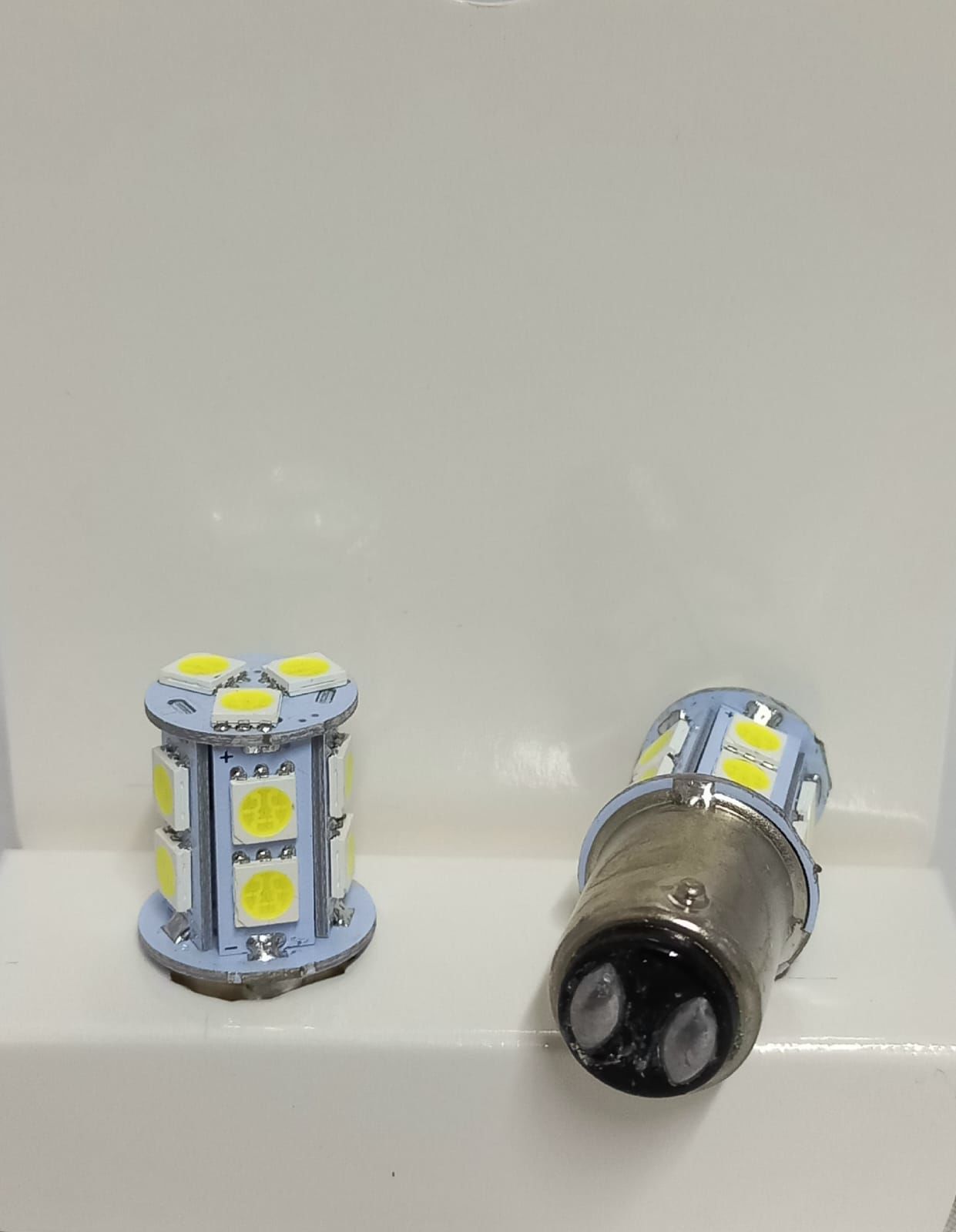 1016 ÇİFT DUY  LED 24V 13 LED BEYAZ